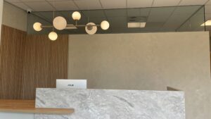 Verlichting installatie Eindhoven in moderne binnenruimte